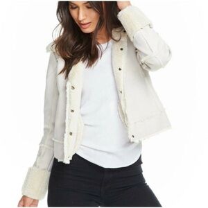 Chaser Women's Beige Faux Suede Jacket with Faux Fur Trim/Lining
